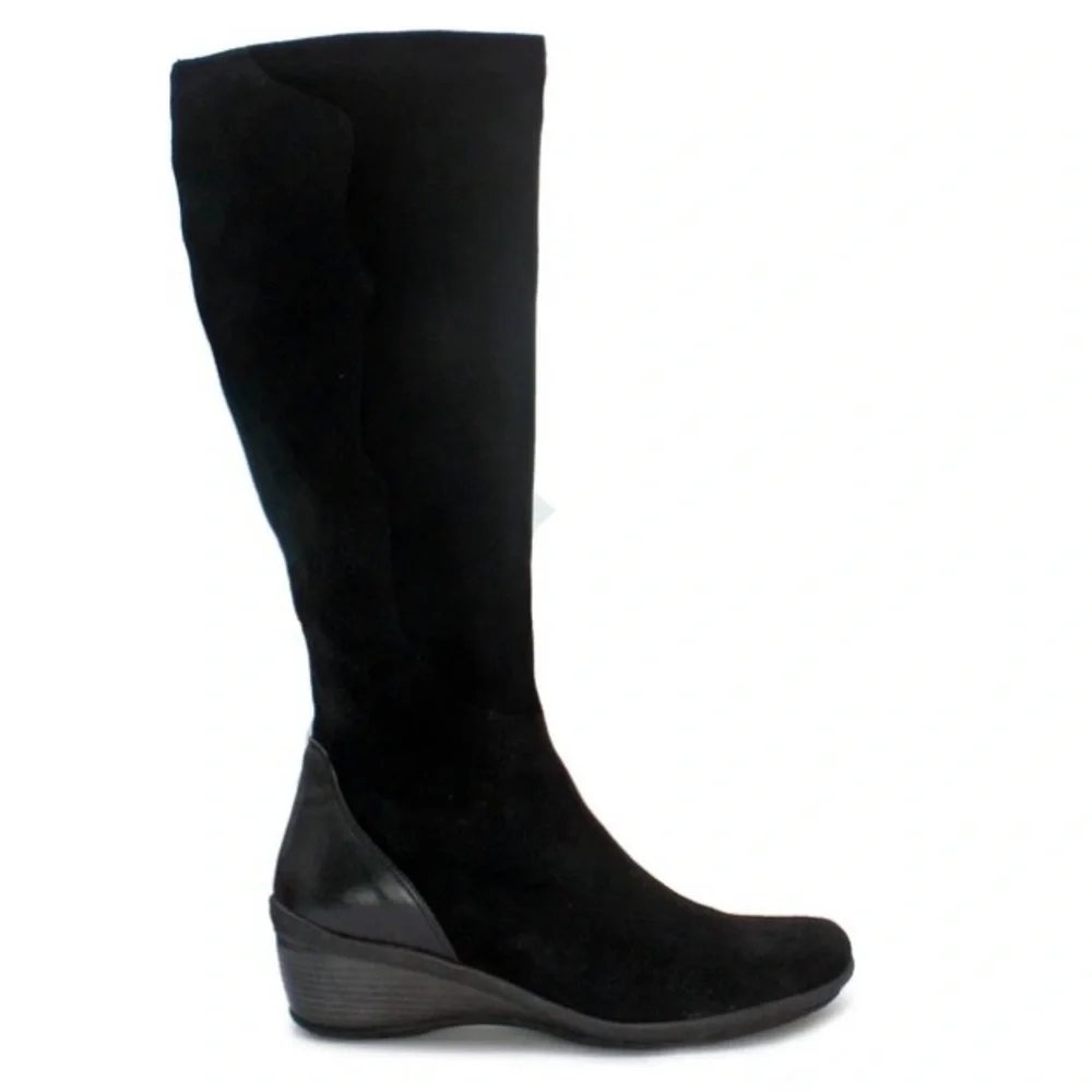 Aquatalia by Marvin K Women's 'Minnow' Black  Suede Wedge Knee Boots: Size 8.5 M